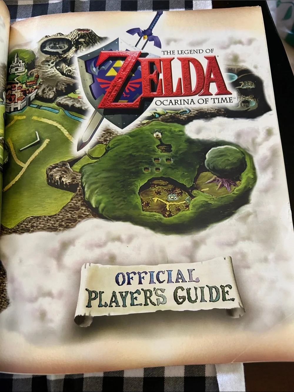 Vintage 1998 Legend of Zelda Ocarina of Time Official Nintendo Players Guide
